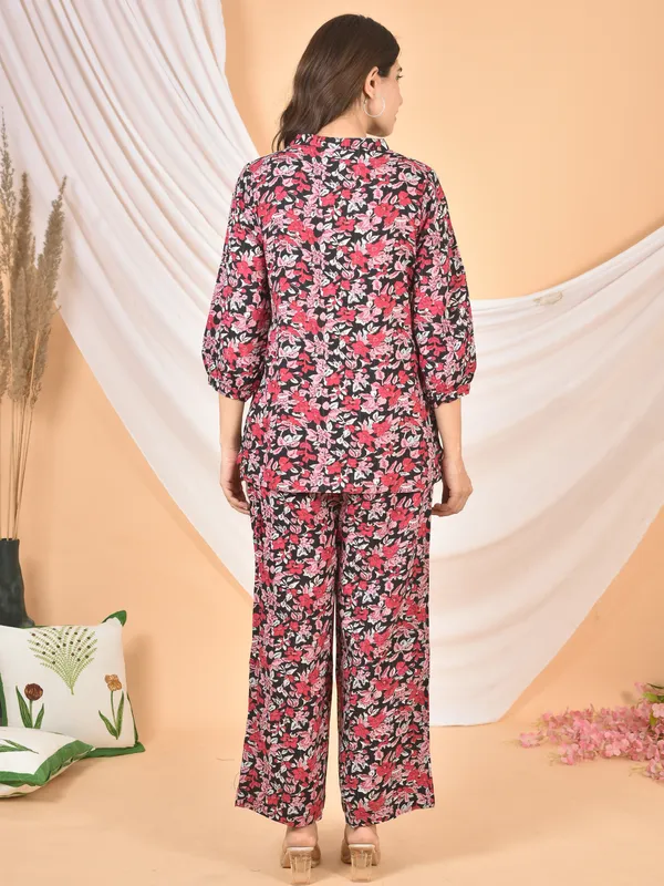 Red_&_Black_Printed_Solid_Regular_Fit_Co-Ords_Set_For_Women
