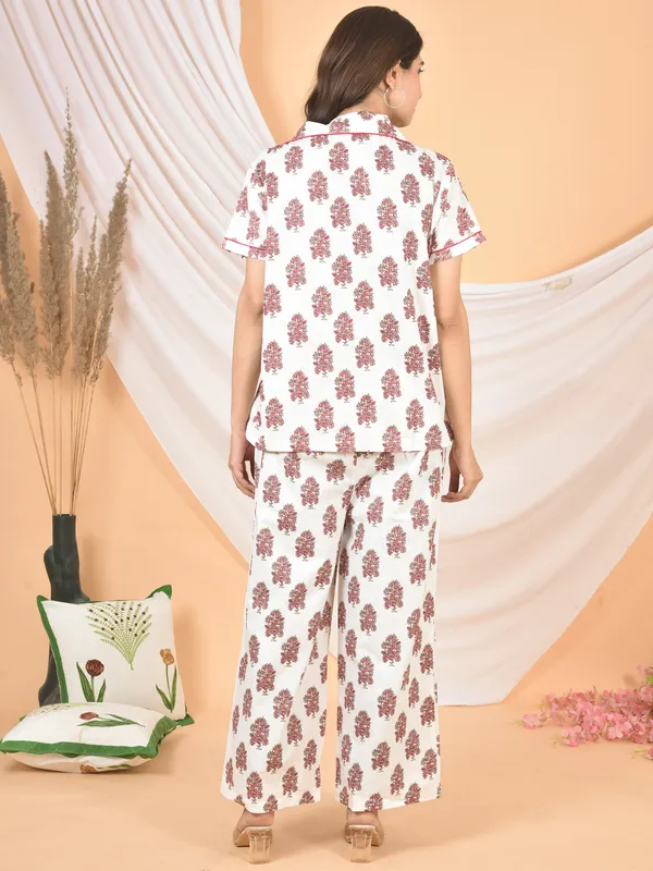 White_&_Pink_Printed_Solid_Regular_Fit_Co-Ords_Set_For_Women