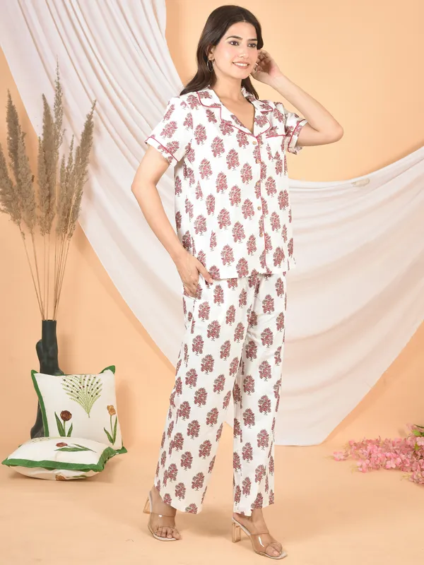 White_&_Pink_Printed_Solid_Regular_Fit_Co-Ords_Set_For_Women