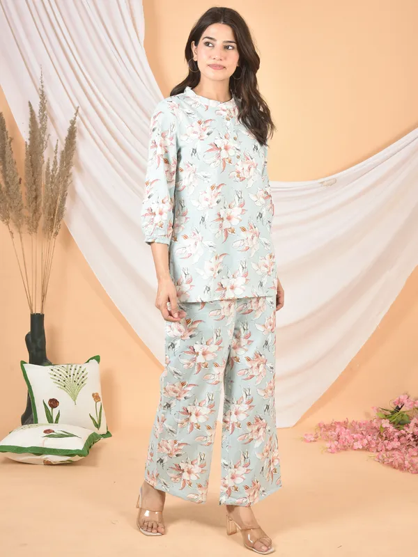 Light_Pink_Solid_Regular_Fit_Co-Ords_Set_For_Women