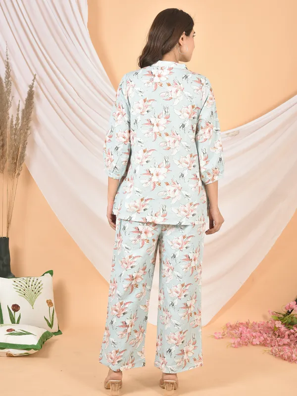 Light_Pink_Solid_Regular_Fit_Co-Ords_Set_For_Women