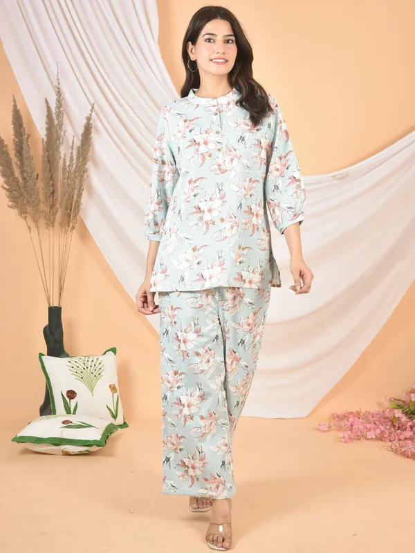 Light_Pink_Solid_Regular_Fit_Co-Ords_Set_For_Women