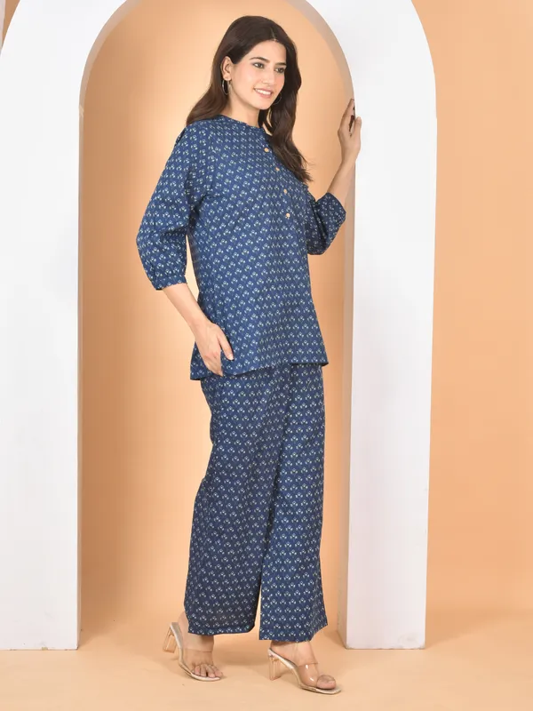 Blue_Printed_Solid_Regular_Fit_Co-Ords_Set_For_Women