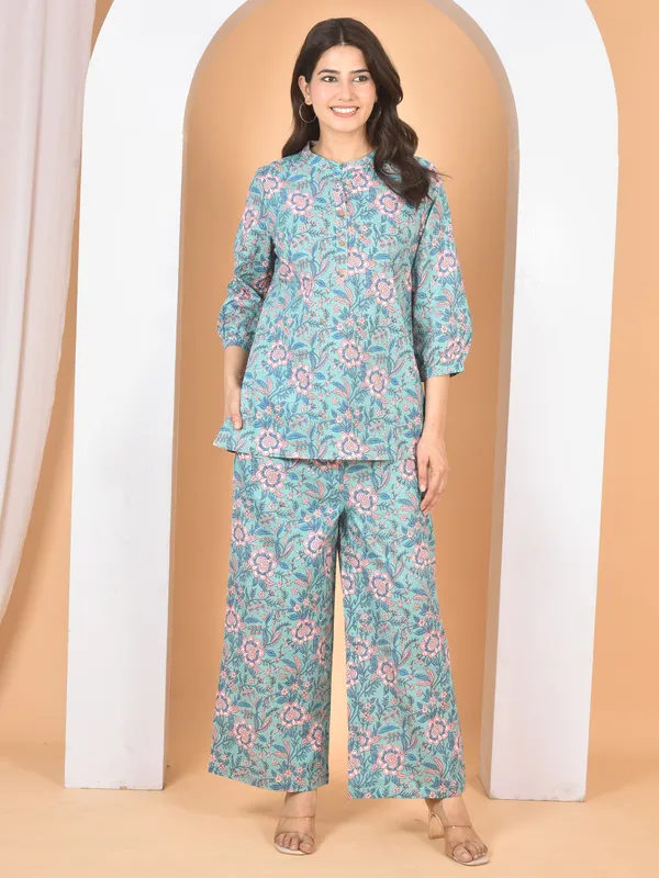 Multicolor_Printed_Solid_Regular_Fit_Co-Ords_Set_For_Women