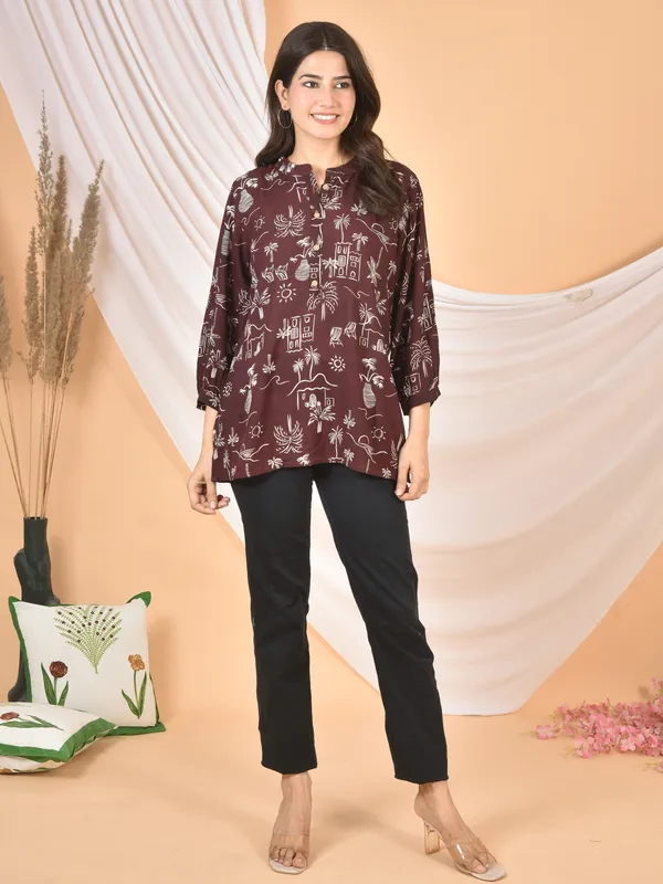 Brown_Printed_Solid_Regular_Fit_Top_For_Women