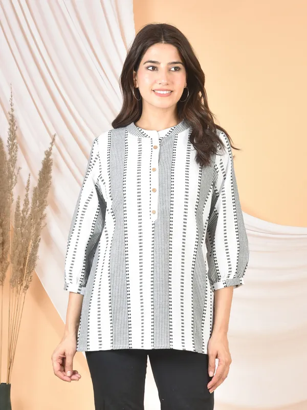 White_&_Grey_Printed_Solid_Regular_Fit_Top_For_Women