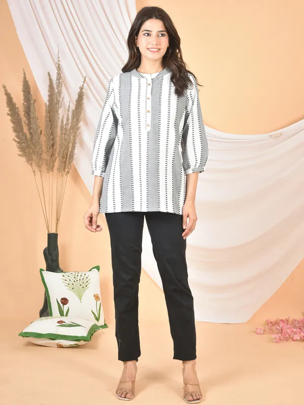 White_&_Grey_Printed_Solid_Regular_Fit_Top_For_Women