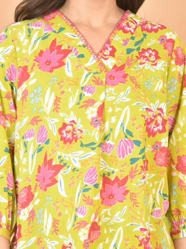 Olive_Green_Printed_Solid_Regular_Fit_Top_For_Women
