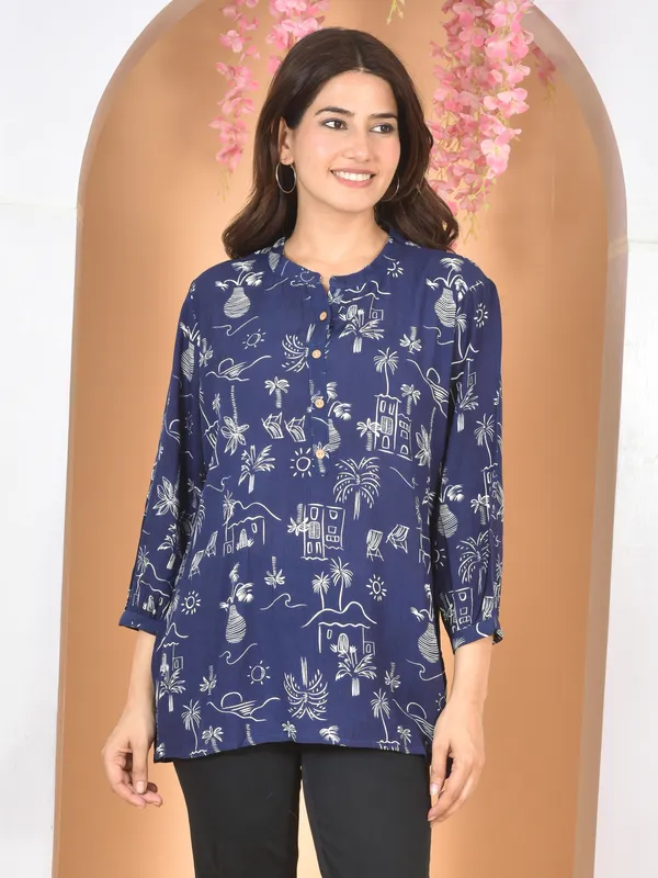 Blue_Printed_Solid_Regular_Fit_Top_For_Women