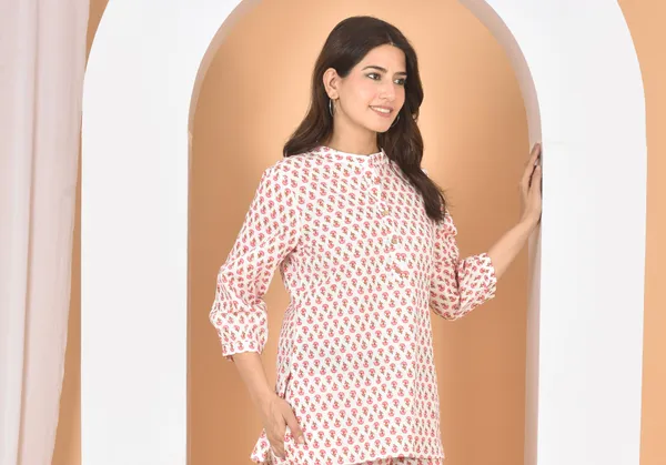 Light_Pink_Solid_Regular_Fit_Top_For_Women