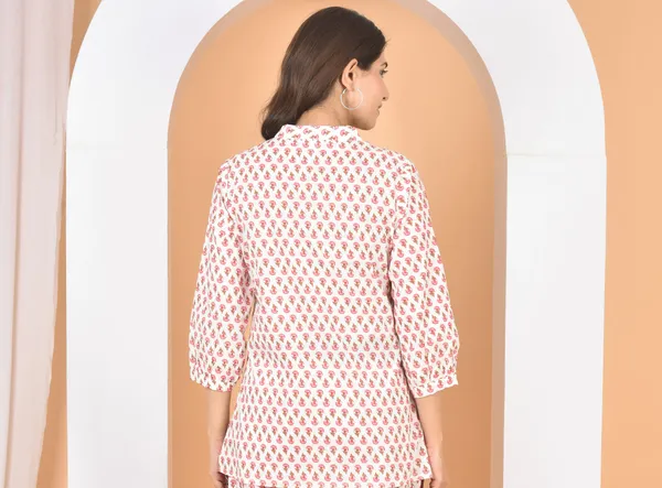 Light_Pink_Solid_Regular_Fit_Top_For_Women