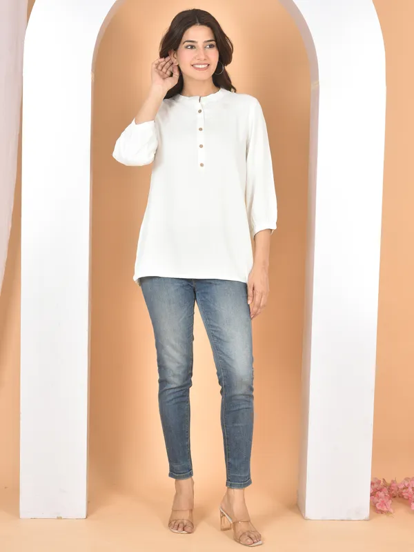 White_Plain_Solid_Regular_Fit_Top_For_Women