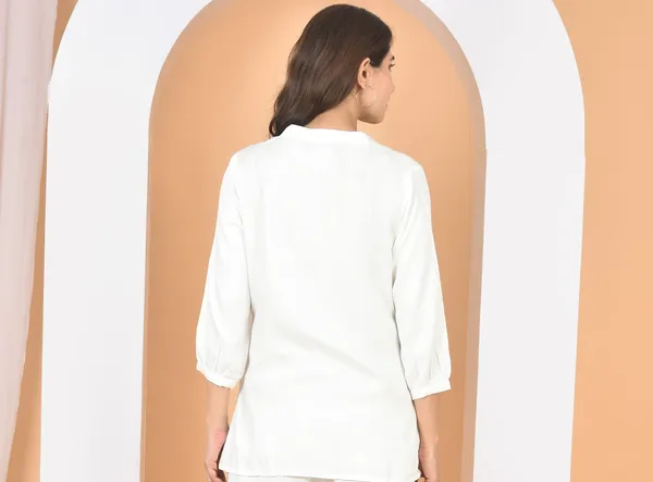 White_Plain_Solid_Regular_Fit_Top_For_Women