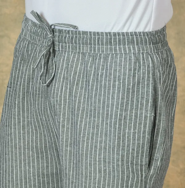 White_&_Grey_Cotton_Stripe_Premium_&_Elegant_Handloom_Pant_For_Men