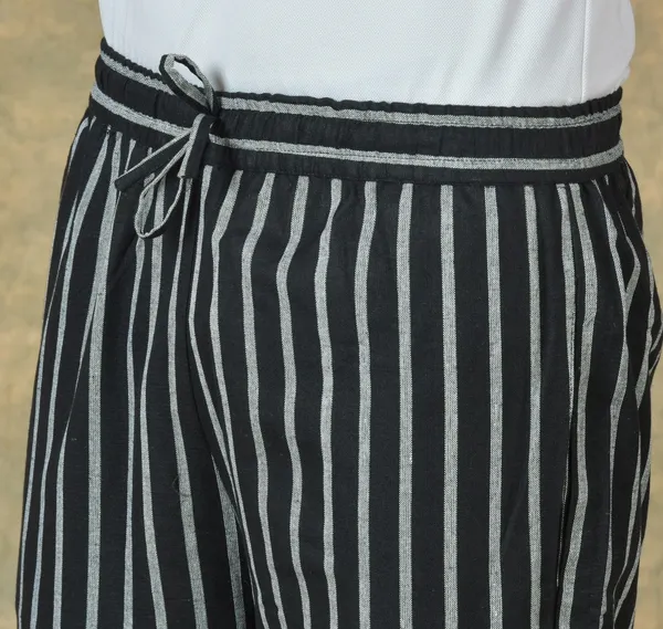 White_&_Black_Cotton_Stripe_Premium_&_Elegant_Handloom_Pant_For_Men
