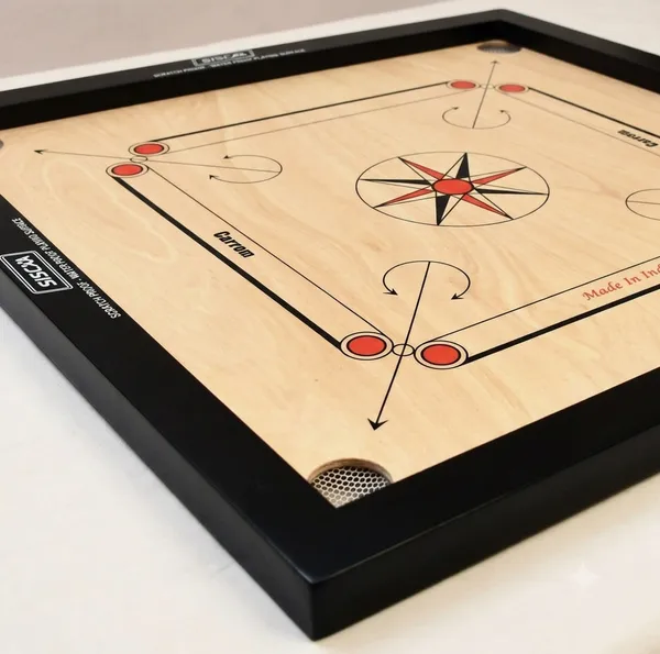 Siscaa_Venus_Black_Border_Carrom_Board_includes_coin,striker_and_powder_-_32_Inch