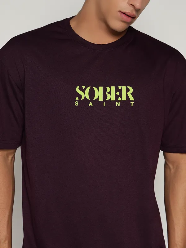 Wine_Cotton_Lycra_Oversized_Fit_T-Shirt_For_Men