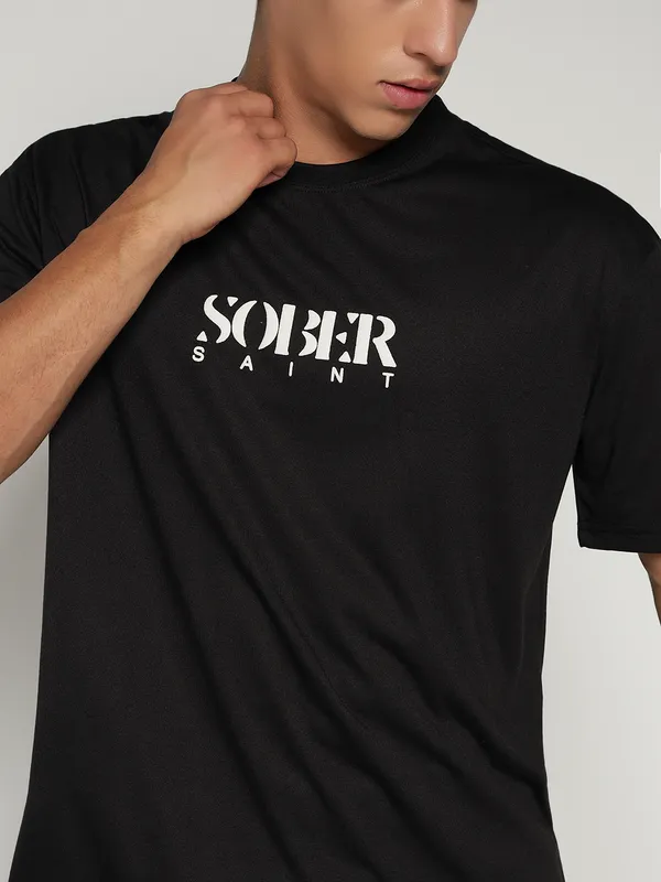 Black_Cotton_Lycra_Oversized_Fit_T-Shirt_For_Men
