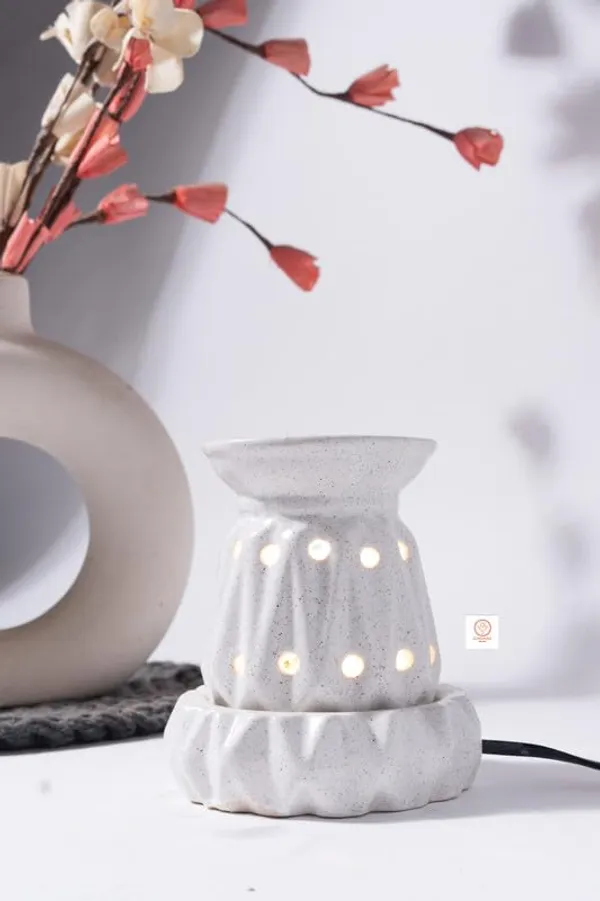 Electric_Aroma_Burner_With_Oil