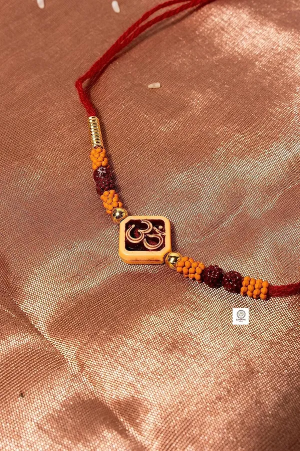 Rakhi_With_Aroma_Burner