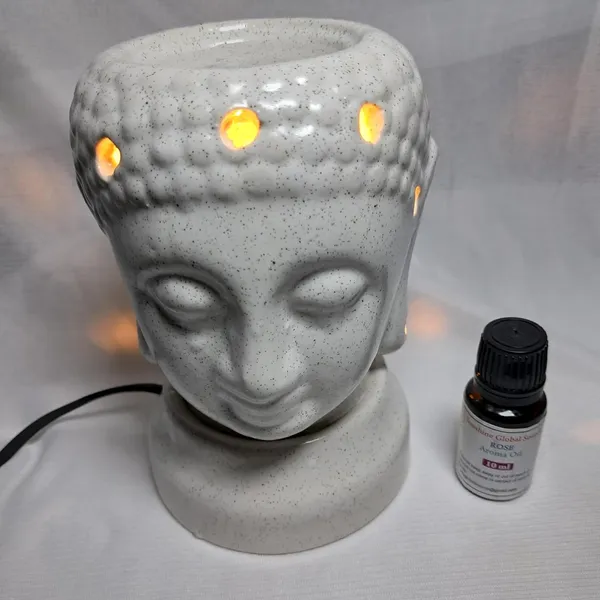 Electric_Aroma_Diffuser_With_Essential_Oil