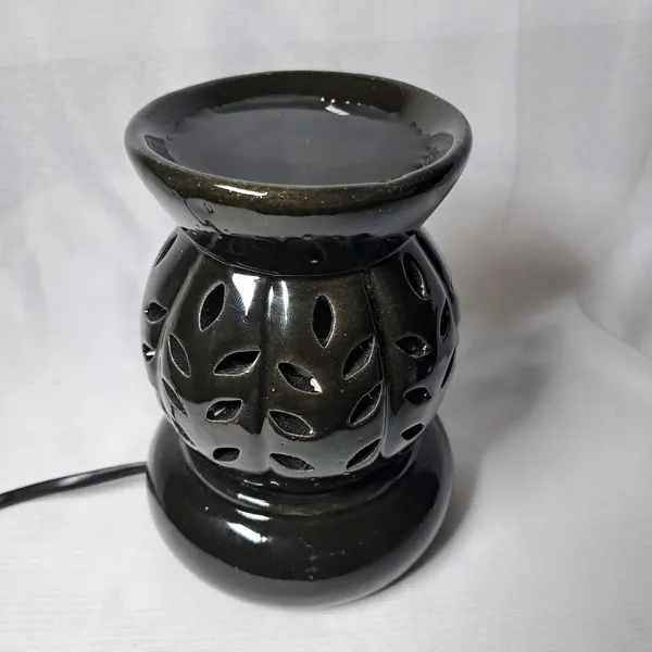 White_New_Aroma_Round_White_Double_Zero_Electric_Diffuser_With_10Ml_Aroma/Essential_Oil_For_Living_Room,_Bedroom