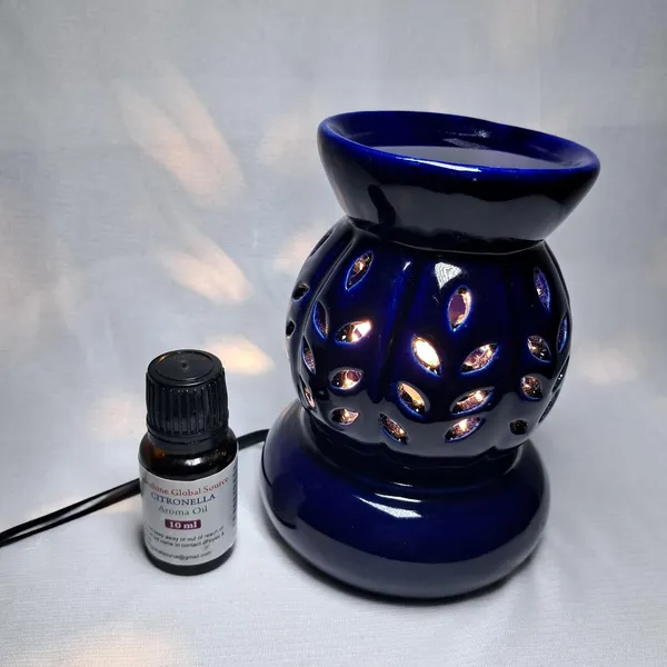 White_New_Aroma_Round_White_Double_Zero_Electric_Diffuser_With_10Ml_Aroma/Essential_Oil_For_Living_Room,_Bedroom