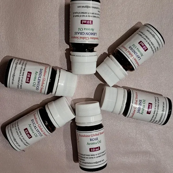 Multicolor_6_In_1_Aroma_Oil_Pack_(Lemon_Grass,_Lavender,_Jasmine,_Rose,_Eucalyptus,_Sandalwood,_10_Ml_Each)