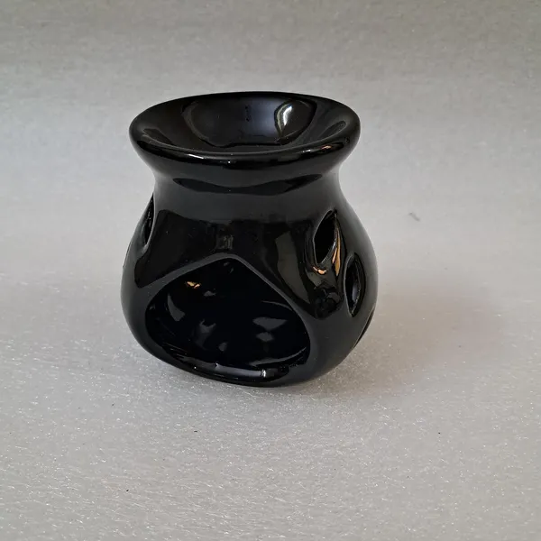 Black_Ceramic_Clay_Candle_Operated_Aroma_Burner