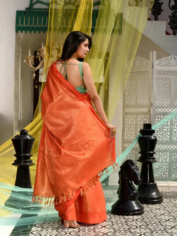 Authentic_Rusty_Orange_Zari_Weaving_Handloom_Designer_Bhagalpuri_Saree