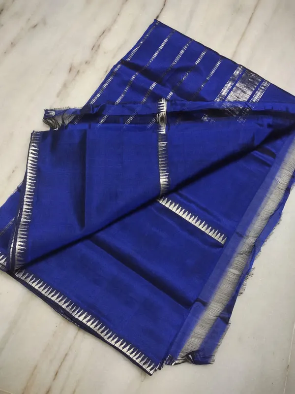 Authentic_Mangalagiri_Cotton_Silk_Handloom_Saree_with_Temple_Border_(100208_Egyptian_Blue)