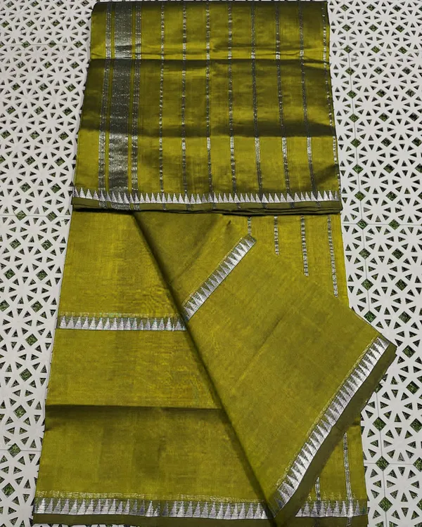 Authentic_Mangalagiri_Cotton_Silk_Handloom_Saree_with_Temple_Border_(100224_Olive_Green)