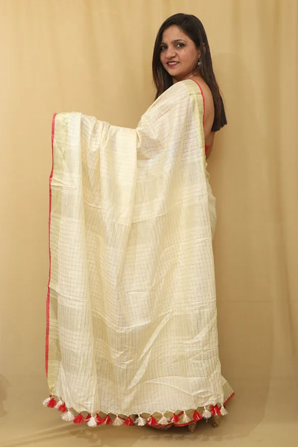 Gold_Zari_Check_Pattern_Handloom_Bhagalpuri_Linen_Cotton_Blend_Saree