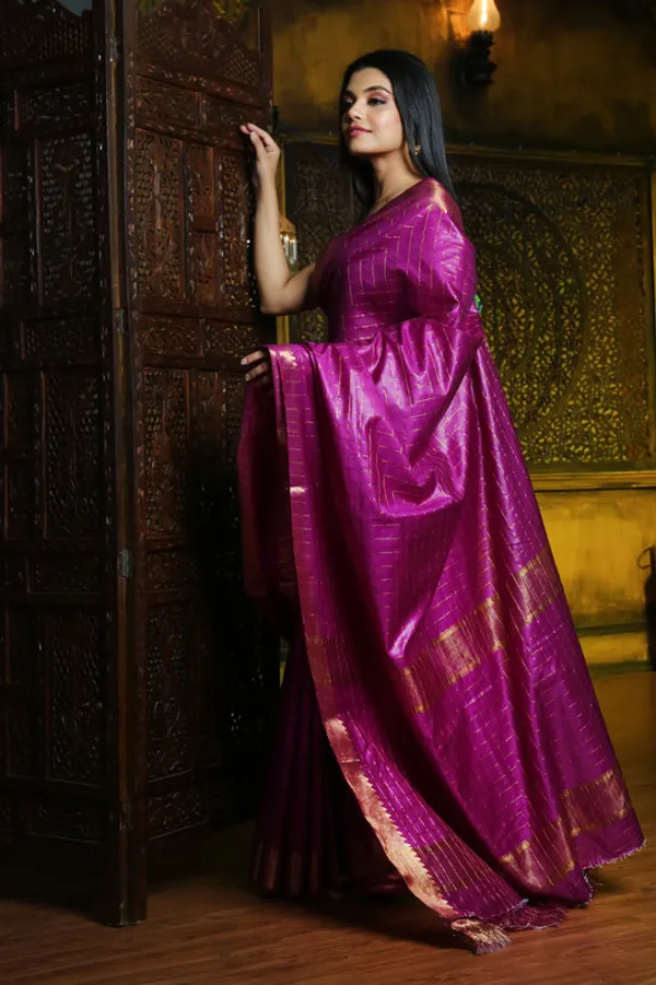 Authentic_Electric_Purple_Cotton_Silk_Handloom_Mangalagiri_Check_Saree_with_Blouse_Piece