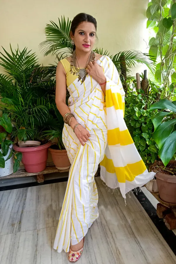 Canary_Yellow_Cotton_Soft_Silk_Striped_Handloom_Bhagalpuri_Saree