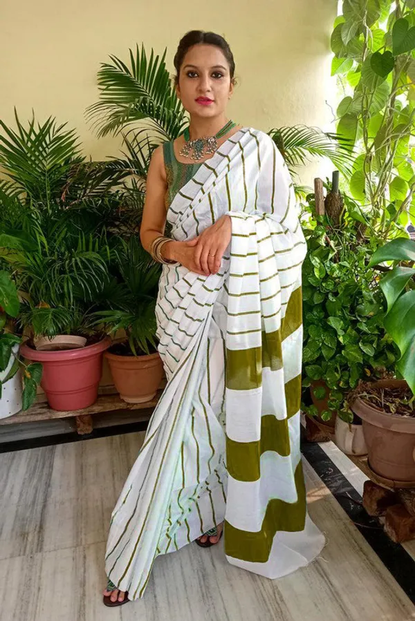 Olive_Green_Cotton_Soft_Silk_Striped_Handloom_Bhagalpuri_Saree