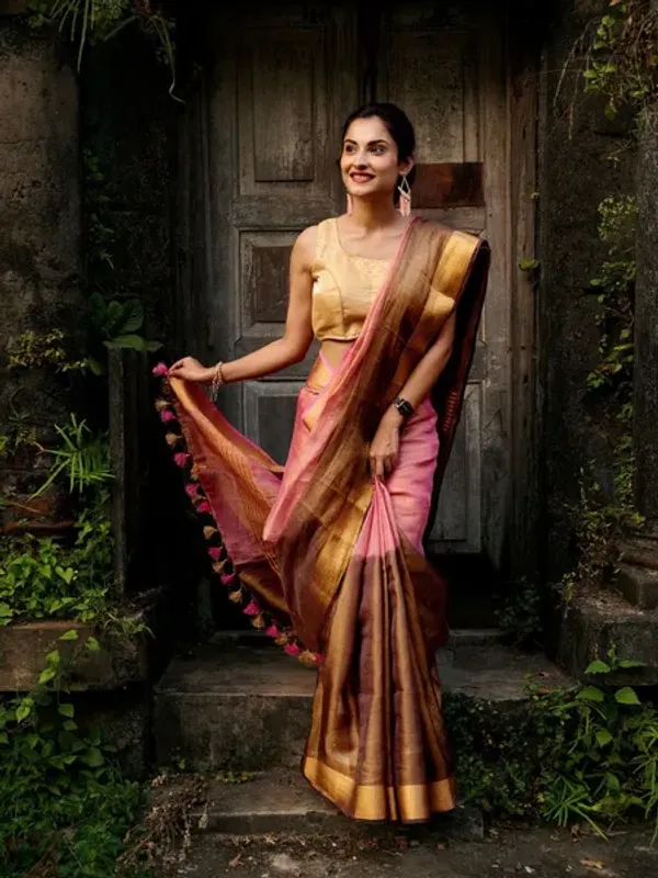 Authentic_GoldBeaver_Brown_&_Blush_Pink_Bhagalpuri_Handloom_Tissue_Linen_Two_Dye_Saree