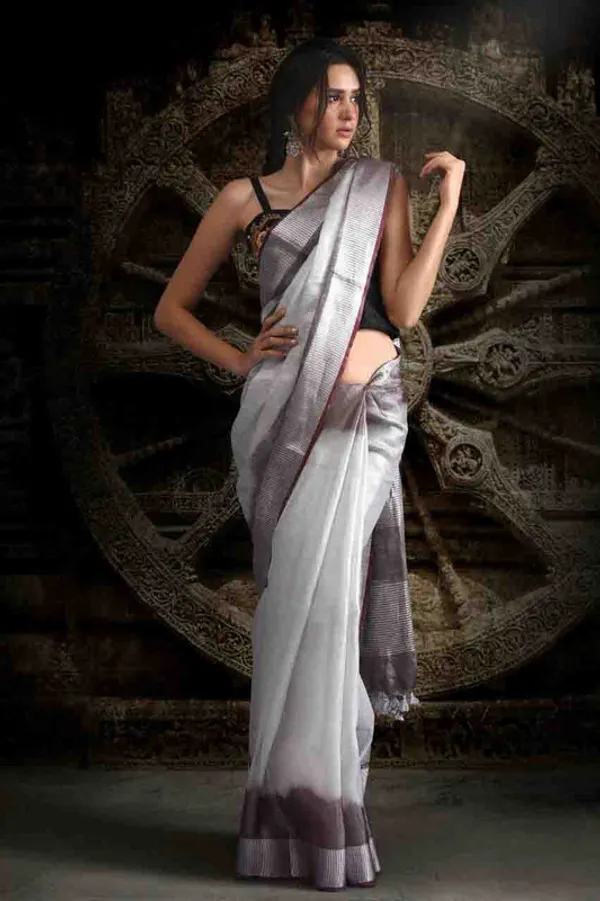 Authentic_Thunder_Coke_&_White_Bhagalpuri_Handloom_Tissue_Linen_Two_Dye_Saree