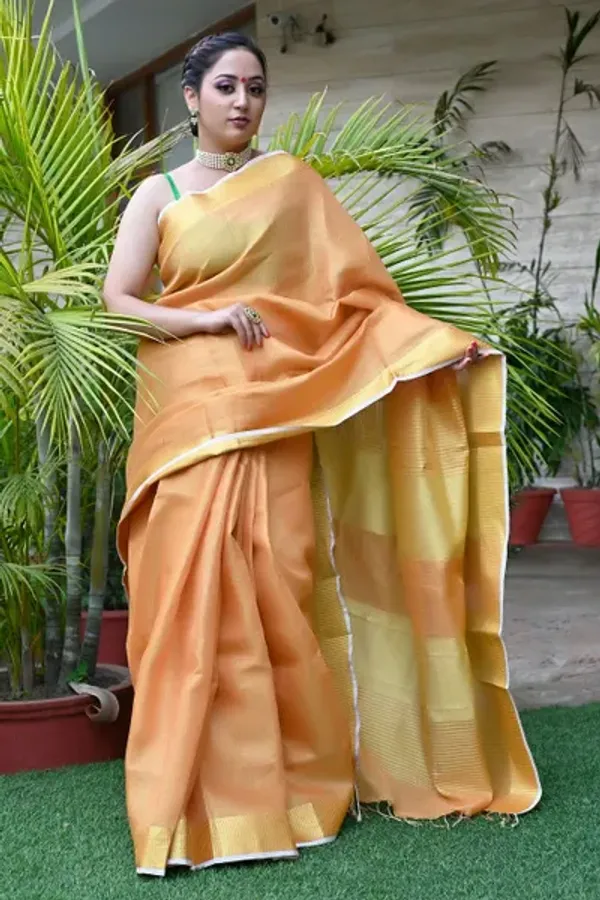Authentic_GoldCoral_Peach_Tissue_Linen_Handloom_Bhagapuri_Saree_with_Running_Blouse_Piece