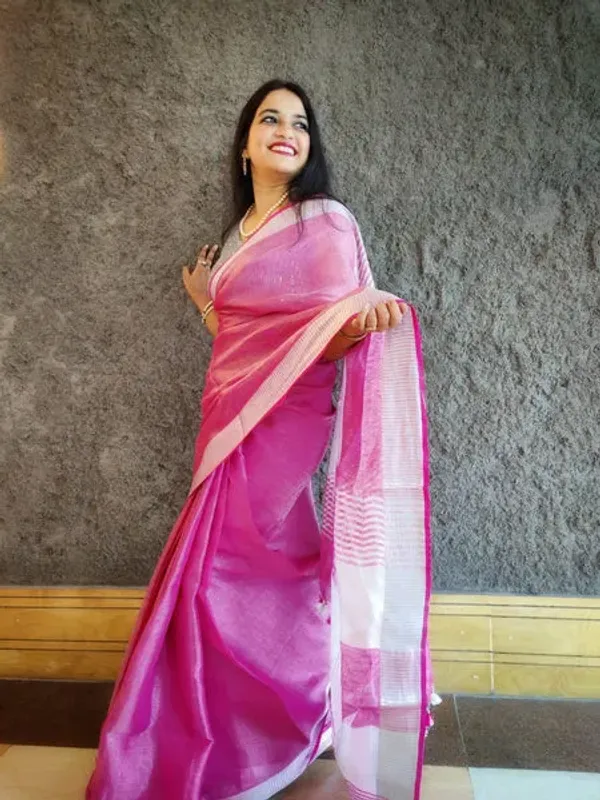 Authentic_Hot_Pink_Tissue_Linen_Handloom_Bhagapuri_Saree_with_Running_Blouse_Piece