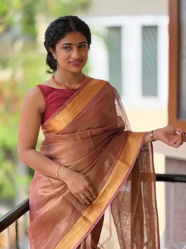 Authentic_Redwood_Brown_Tissue_Linen_Handloom_Bhagapuri_Saree_with_Running_Blouse_Piece