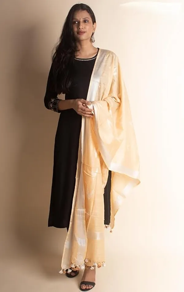 Bresleya_Creame_Linen_Cotton_Blend_Handloom_Weaving_Ikkat_Bhagalpuri_Dupatta_with_Pom_Pom