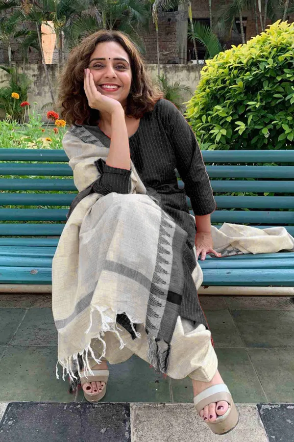 Authentic_Black_Katan_Ghicha_Silk_Handloom_Striped_Salwar_Suit_Set_Fabric_with_Linen_Blend_Bottom_and_Temple_Dupatta