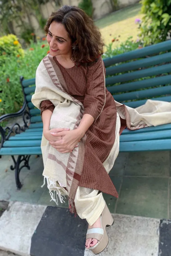 Authentic_Brown_Katan_Ghicha_Silk_Handloom_Striped_Salwar_Suit_Set_Fabric_with_Linen_Blend_Bottom_and_Temple_Dupatta