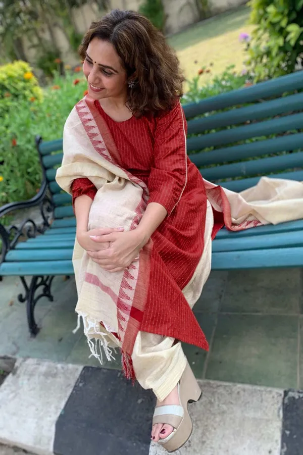 Premium_Maroon_Red_Katan_Ghicha_Silk_Handloom_Striped_Salwar_Suit_Set_Fabric_with_Linen_Blend_Bottom_and_Temple_Dupatta
