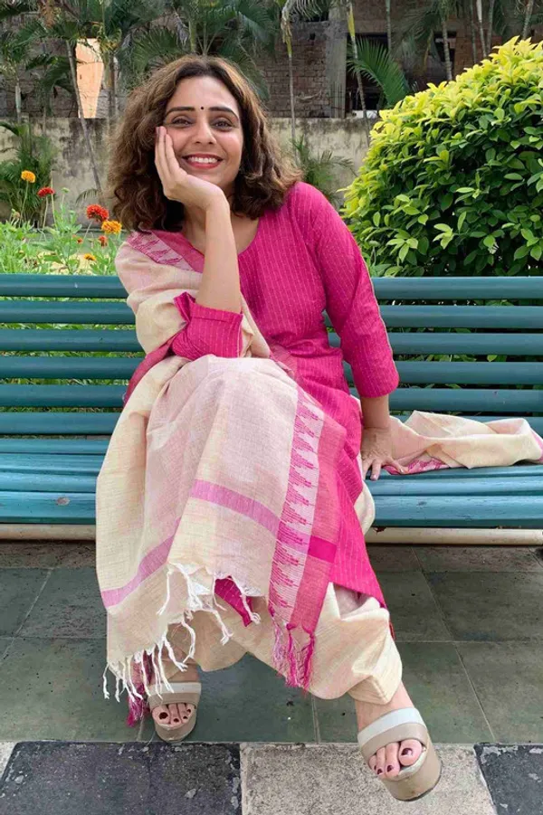 Premium_Pink_Katan_Ghicha_Silk_Handloom_Striped_Salwar_Suit_Set_Fabric_with_Linen_Blend_Bottom_and_Temple_Dupatta