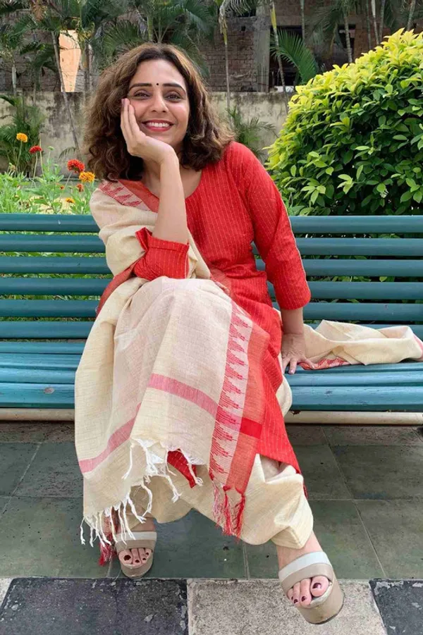 Authentic_Red_Katan_Ghicha_Silk_Handloom_Striped_Salwar_Suit_Set_Fabric_with_Linen_Blend_Bottom_and_Temple_Dupatta