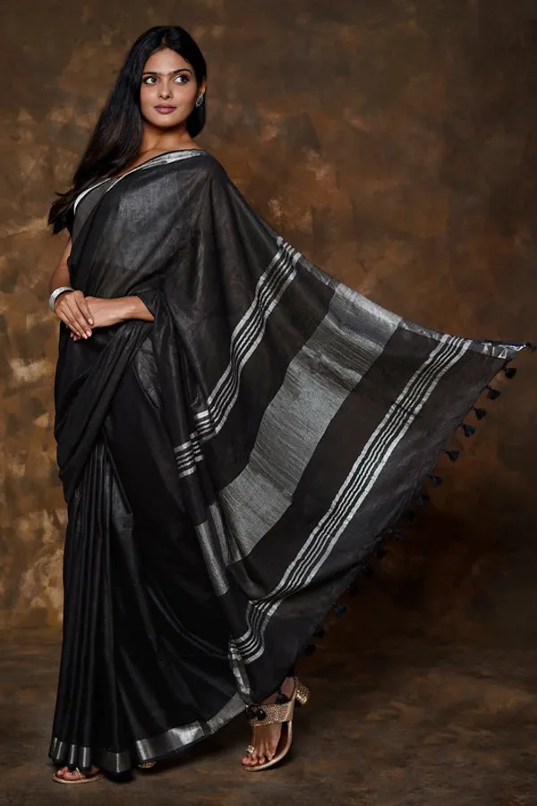 Black_Linen_Blend_Handloom_Saree_With_Blouse_Piece