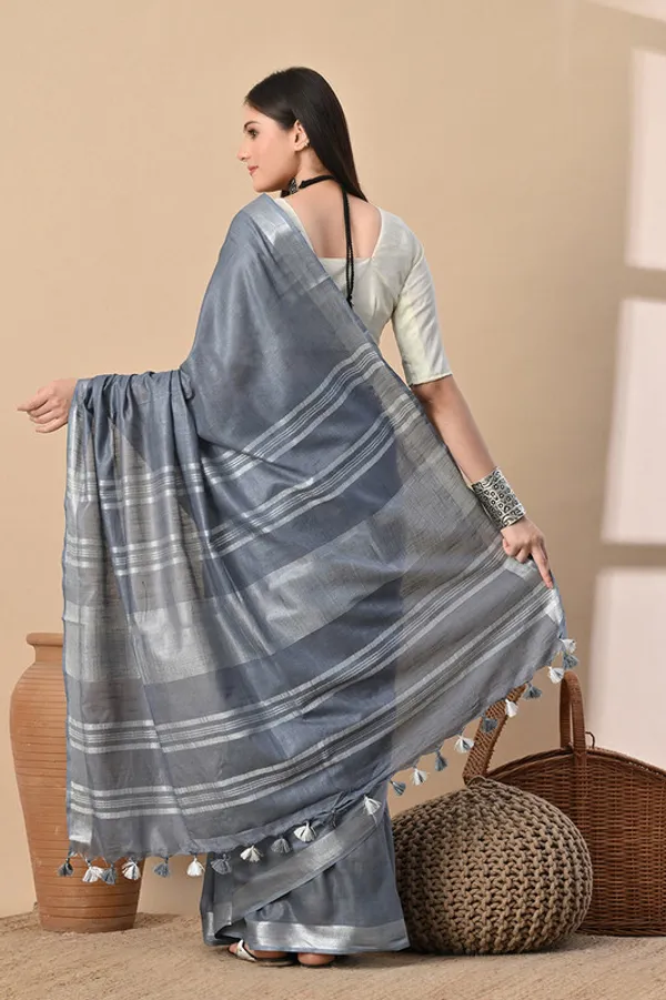 Grey_Linen_Blend_Handloom_Saree_With_Blouse_Piece
