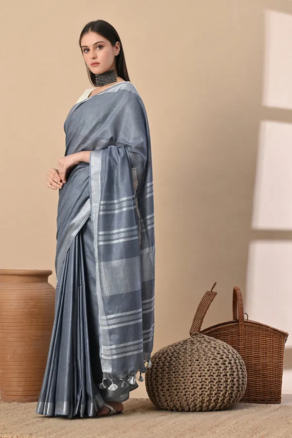 Grey_Linen_Blend_Handloom_Saree_With_Blouse_Piece